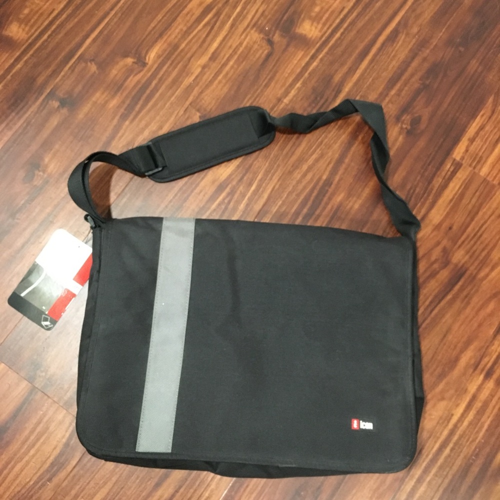 icon Laptop bag  NWT